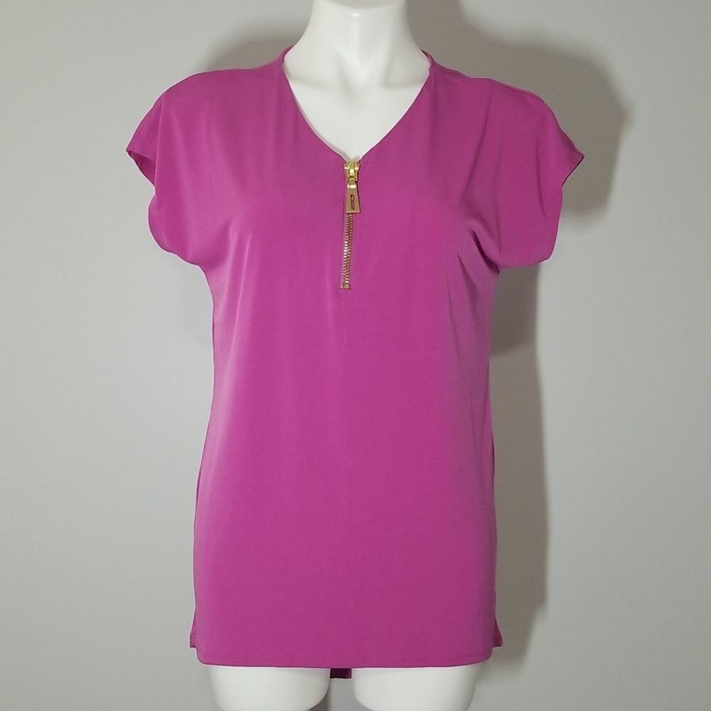 Carmen Marc Valvo Pink Short Sleeve Top Gold Front Zipper High-Low Size Small